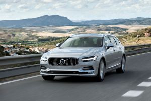 New Volvo V90 location driving